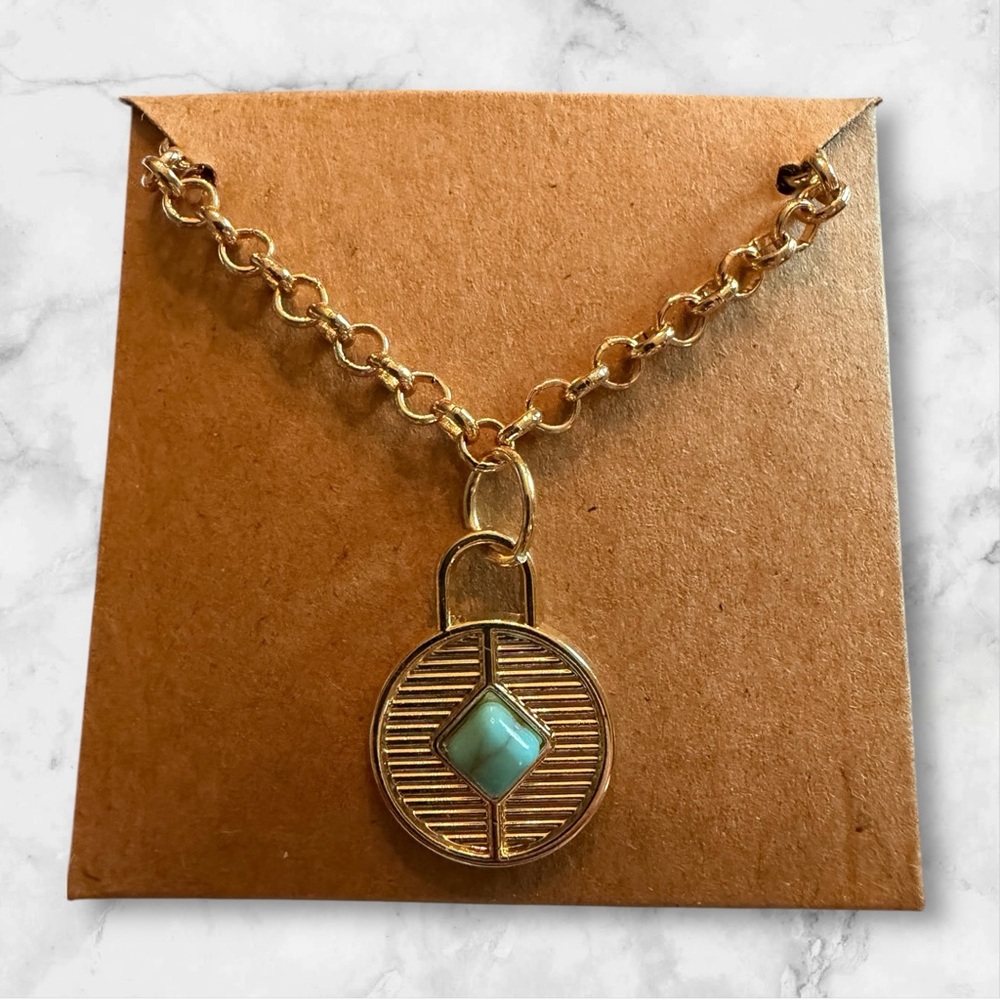 Elegant Gold Necklace with Turquoise Pendant